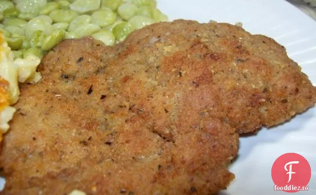 Cotlet De Porc Prăjit Cu Pâine De Ierburi