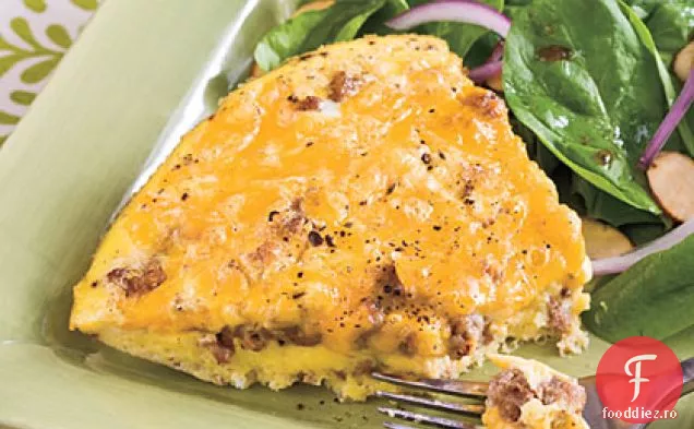 Frittata cu cârnați și brânză