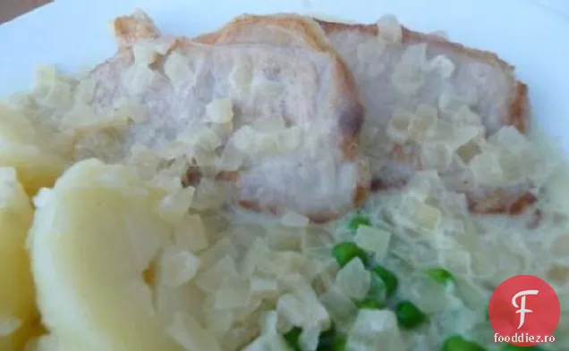 Cotlet De Porc Cu Ceapă Cremoasă Cu Conținut Scăzut De Carbohidrați