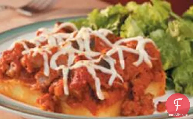 Cârnați Polenta Coace