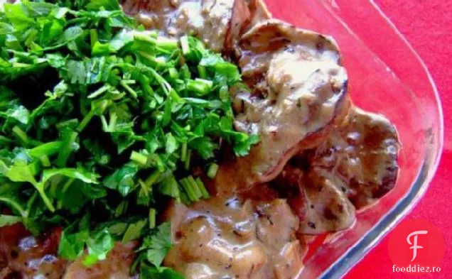 Ficat De Pui Stroganoff