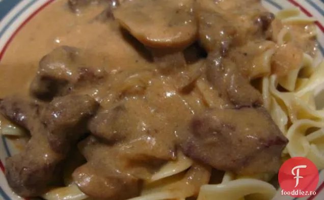 Papa D ' s Beef Stroganoff