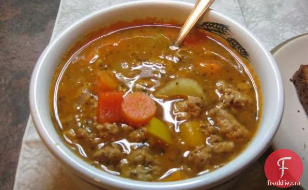 Supa de Hamburger a lui Jason