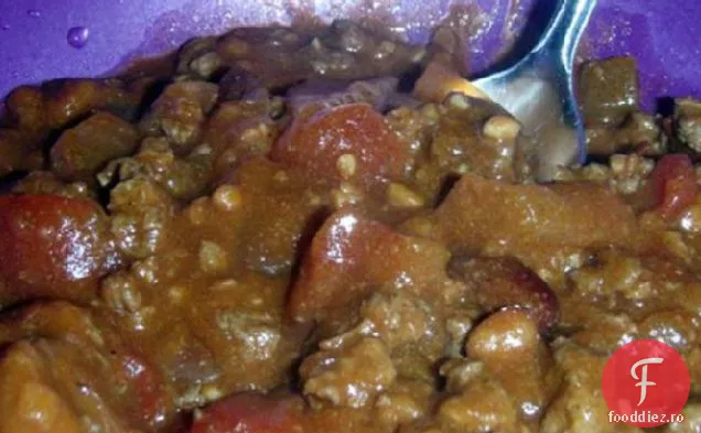 Camp Chili, În Stil Tom