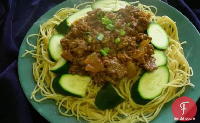 Trebuie să aibă un al doilea castron Crock Pot Chili Con Carne