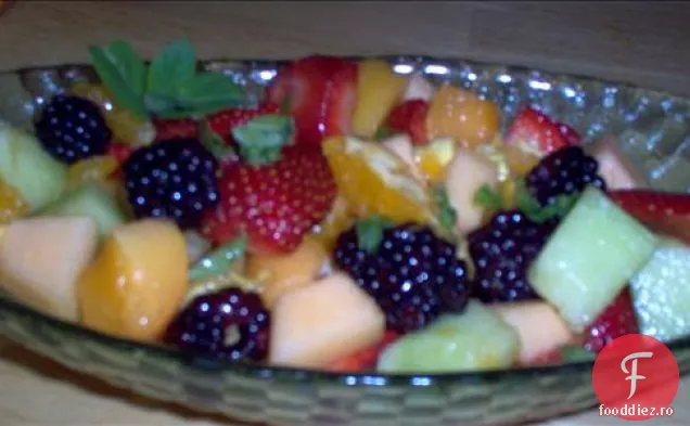 Salată De Fructe Proaspete