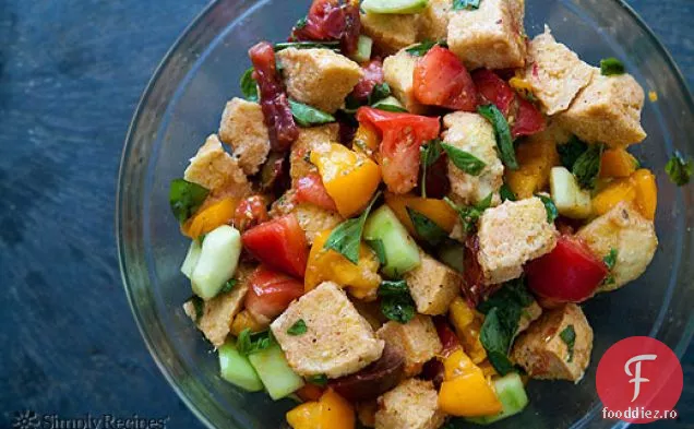Salată De Pâine Panzanella