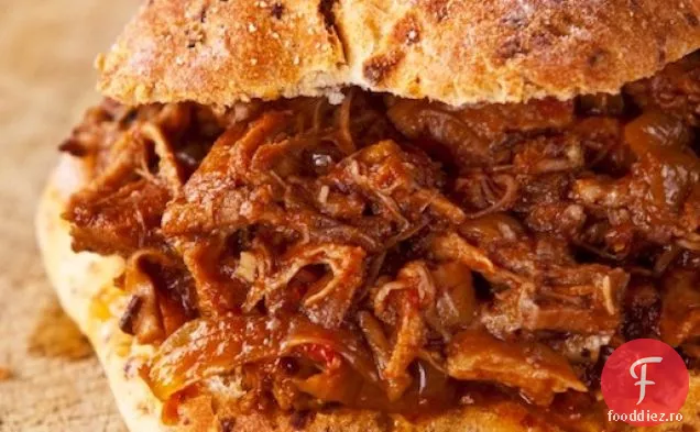 Slow Cooker a tras carne de porc cu Dr Pepper