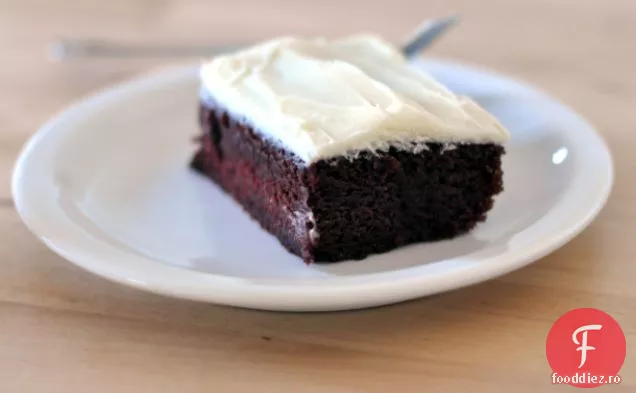Tort Leneș De Catifea Roșie