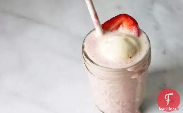 Strawberry Mascarpone Shake