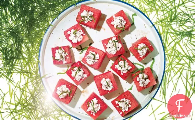 Blocuri De Pepene Verde Umplute Cu Feta