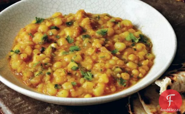 Mazăre galbenă afumată (Tamatar Chana dal) din ' gătitul Indian s-a desfășurat