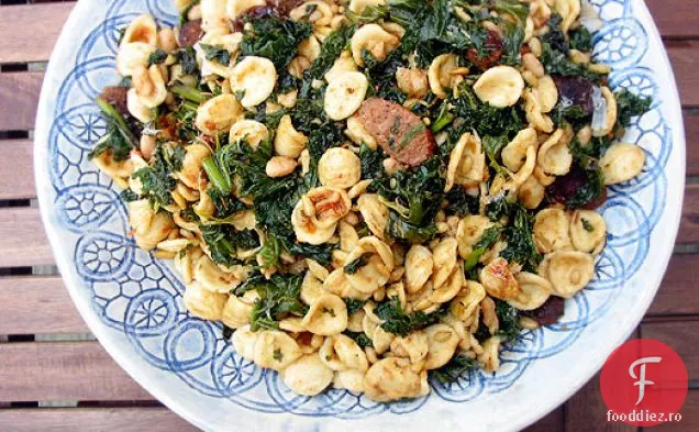 Orecchiette Cu Cârnați Și Kale