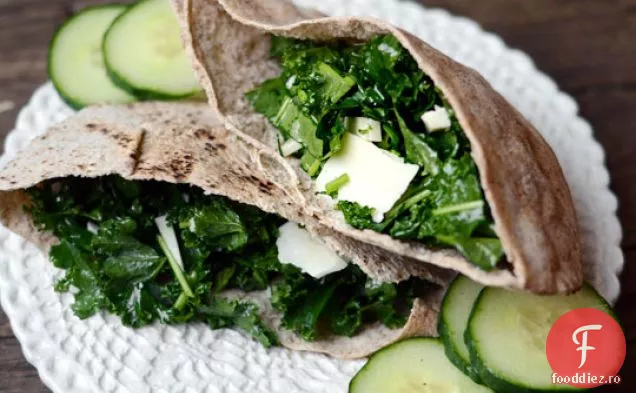 Pita De Grâu Integral Cu Kale Și Asiago