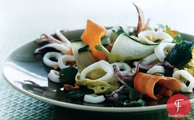 Salată De Calmar Din Asia De Sud-Est