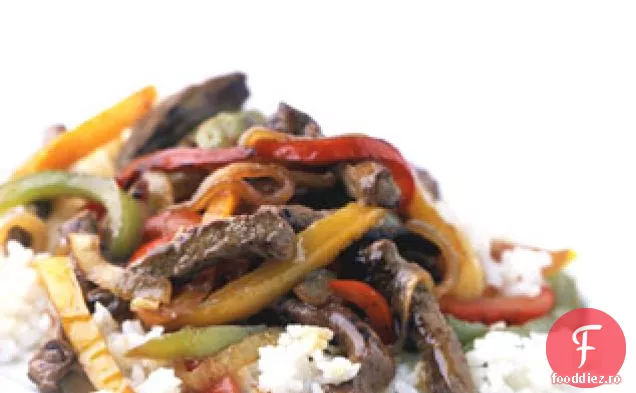 Friptură mixtă de ardei cu ceapă