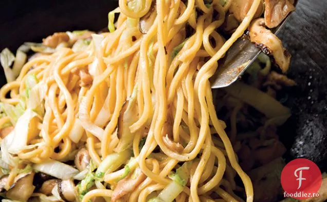 Pui Lo Mein cu ciuperci de ghimbir
