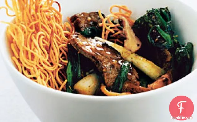 Carne De Vită Chow Mein