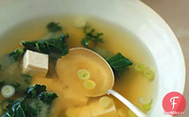 Supă Miso Cu Tofu Și Kale