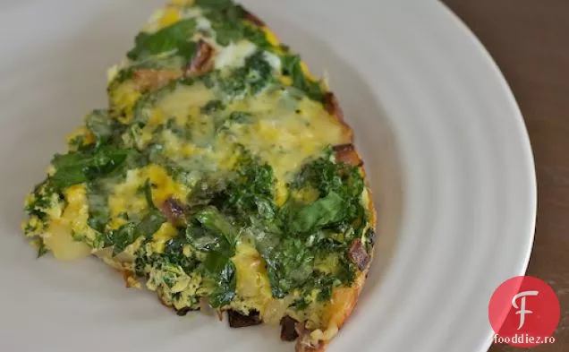 Păstârnac, Ceapă Roșie, Kale Și Gouda Frittata