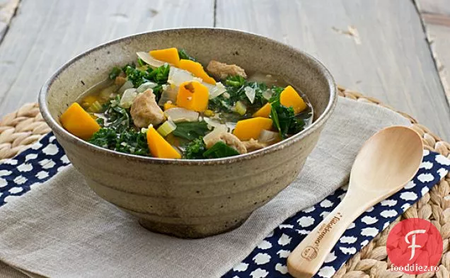 Tocană De Dovlecei Seitan, Kale Și Butternut