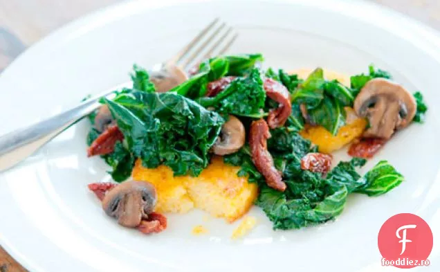 Kale, Ciuperci Și Roșii