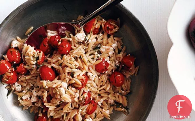 Orzo cu Feta, roșii și mărar