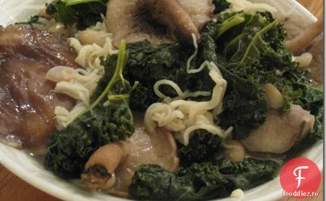 Supă De Shiitake, Cannellini Și Kale