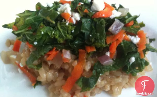 Săptămâna verde: Kale, Feta și Morcov Super Toss