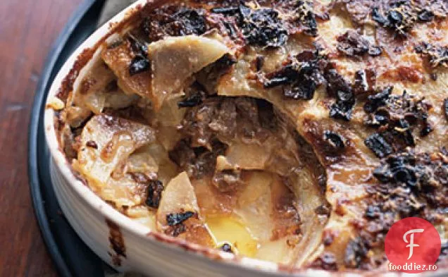 Gratin de cartofi cu ciuperci Porcini și brânză Mascarpone