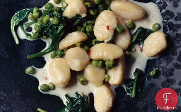 Gnocchi de lămâie cu spanac și mazăre