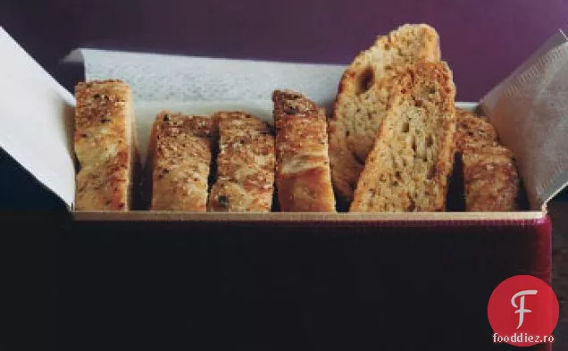 Parmezan Negru-Piper Biscotti