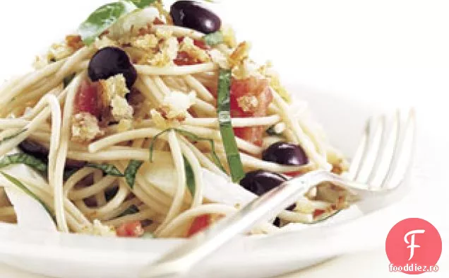 Spaghettini de roșii și busuioc de vară