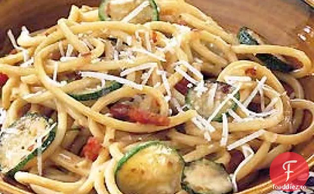 Bucatini Carbonara cu dovlecei