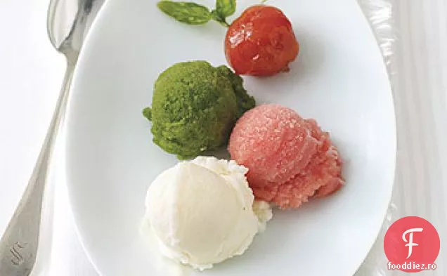 Gelati de roșii, busuioc și Ricotta