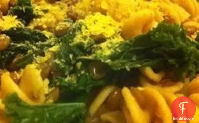 Paste vegane cu linte, Kale și ceapă roșie