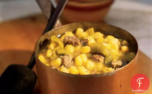 Hopi Hominy și tocană de miel