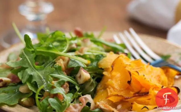Panglici prăjite de dovleac cu rucola, Pancetta și salată de alune