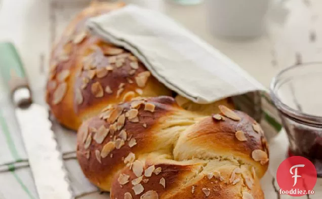 Cardamom Infuzat Challah