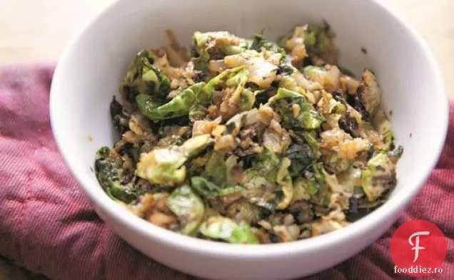 Varză de Bruxelles și Kimchi de la Fiul lui Roy Choi din L. A.