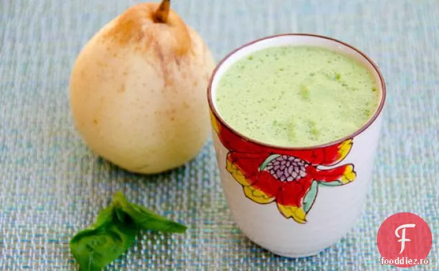 Pere asiatice, busuioc și suc de lămâie