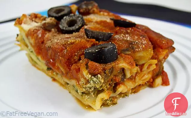 Lasagna vegană ușoară cu spanac și ciuperci