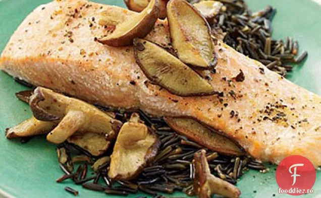 Somon cu Shiitake și sos de vin roșu