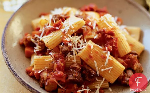 Carpa copioasa de miel cu Rigatoni