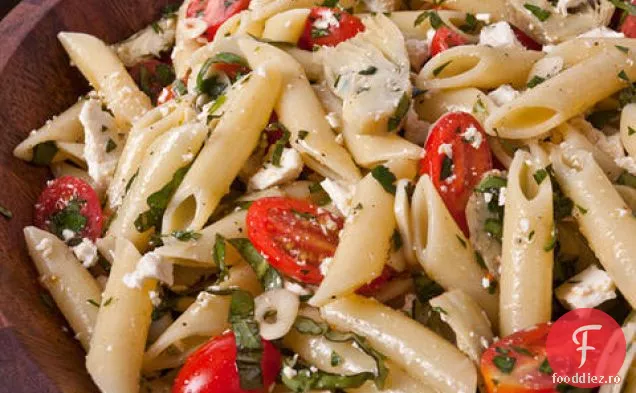 Salată de Paste reci cu anghinare pentru copii (Pinninos kin Iscarzofa)