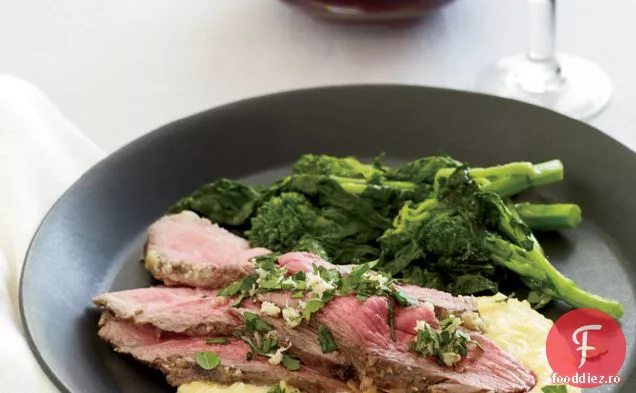 Miel prăjit cu lămâie și fenicul cu mămăligă