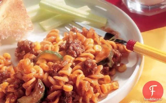 Sloppy Joe Rotini (Gulaș Ghoulish)