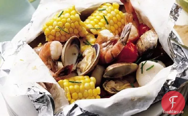 Pachete de fructe de mare la grătar cu unt de lămâie-arpagic