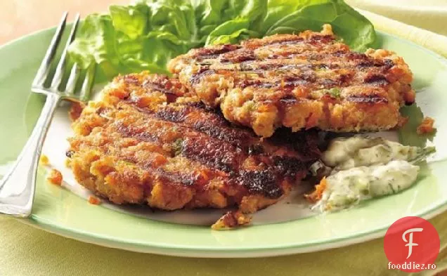Burgeri De Somon La Grătar Cu Tartar