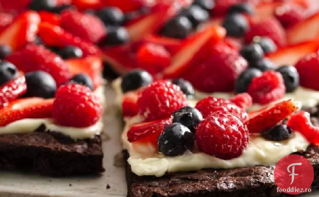 Pizza de desert Brownie și fructe de pădure fără Gluten